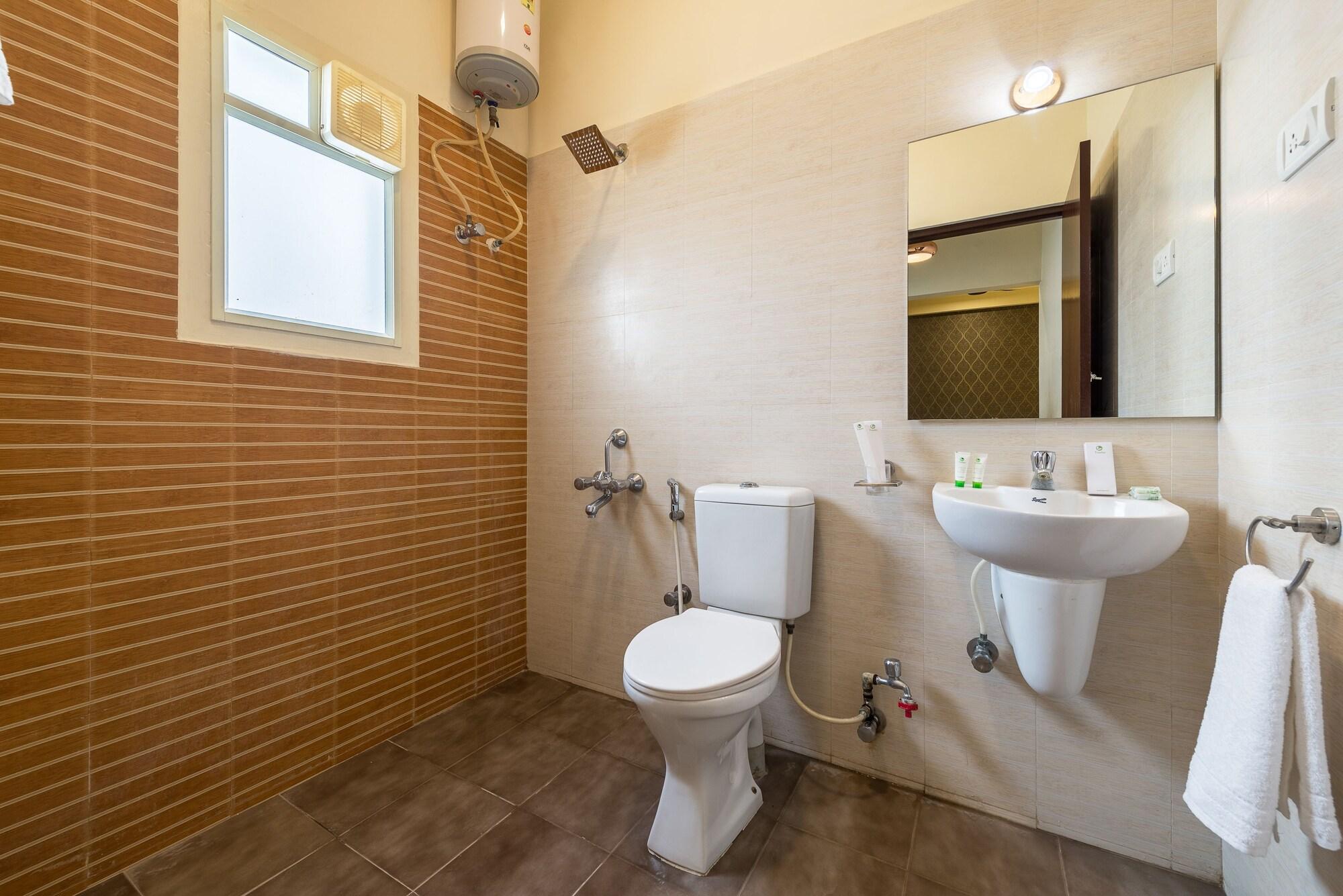Hotel Treebo Nestlay Casa Chennai Exterior foto