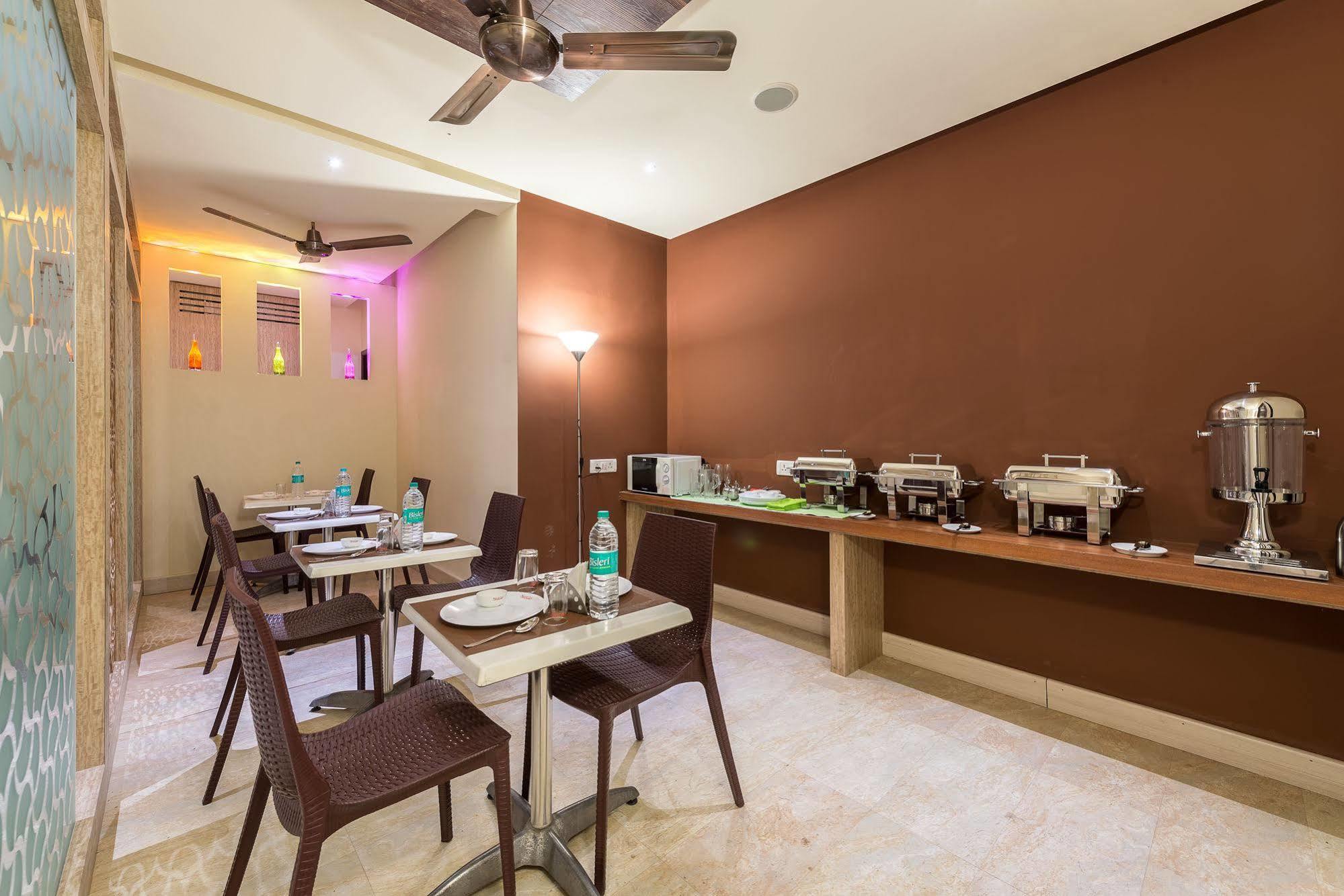 Hotel Treebo Nestlay Casa Chennai Exterior foto