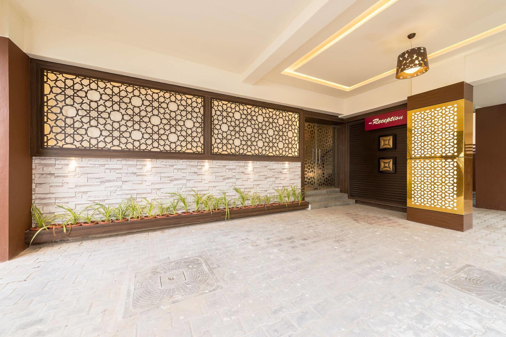 Hotel Treebo Trend Nestlay Casa Chennai Exterior foto